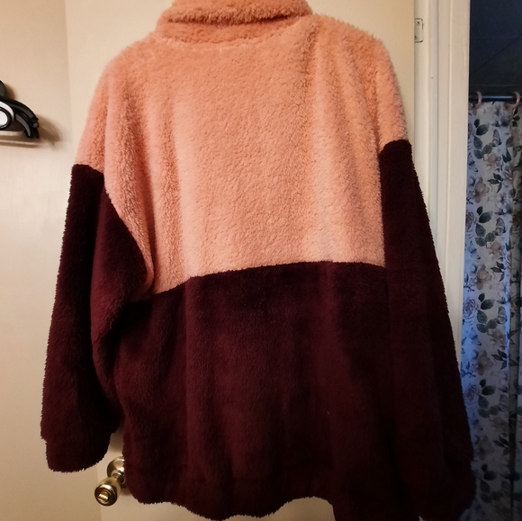 New women's pullover 2x - Picture 2 of 5